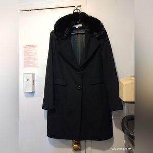 New DKNY black coat with faux fur collar